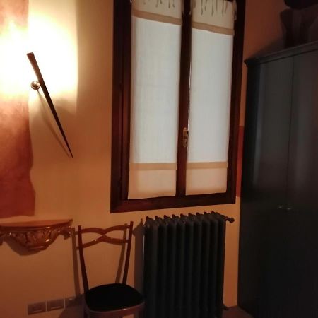 Monolocale Nell'Antica Zona Del Ghetto. Apartment Padova Luaran gambar